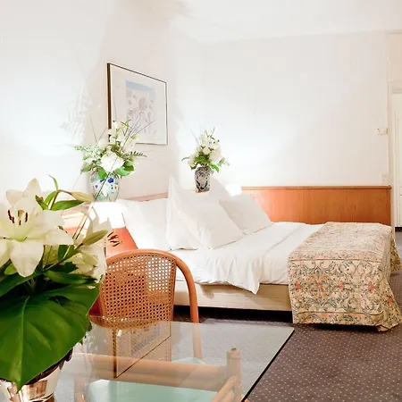 Sagitta Hotel 3*